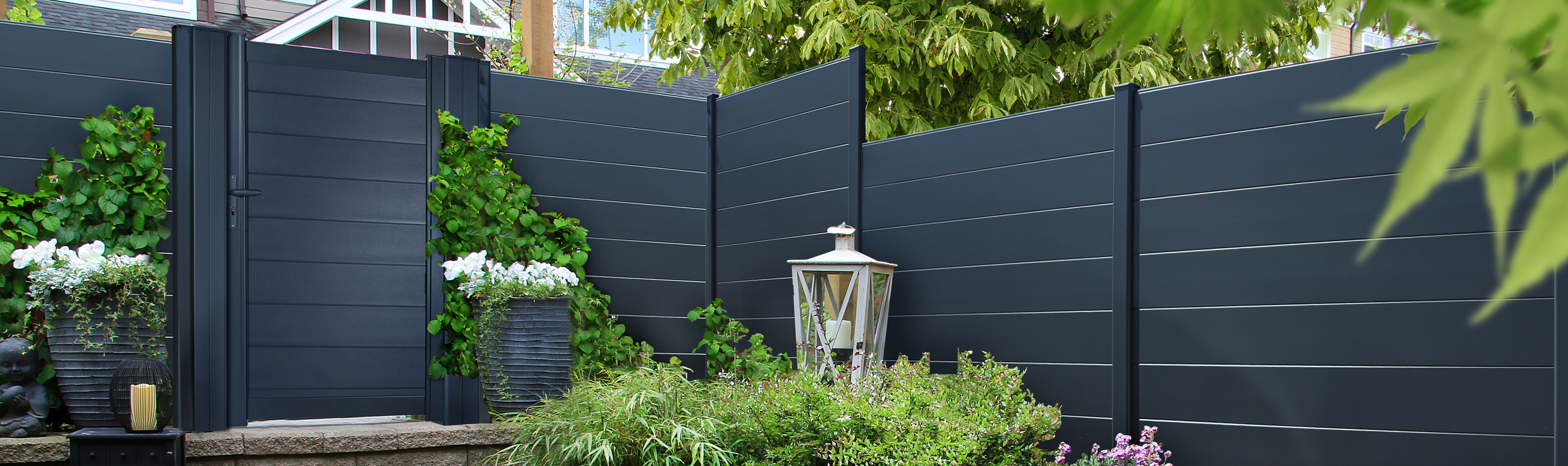 Manual-Clôture en aluminium klos-up klosup-ambiance bandeau.jpg