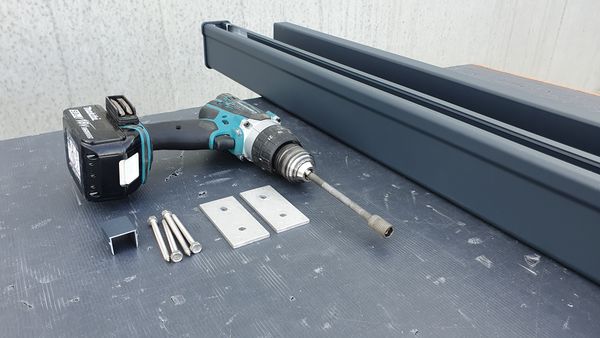 Assemblage du portail battant klos-up - Kit avec serrure Portail Klosup 15.jpg